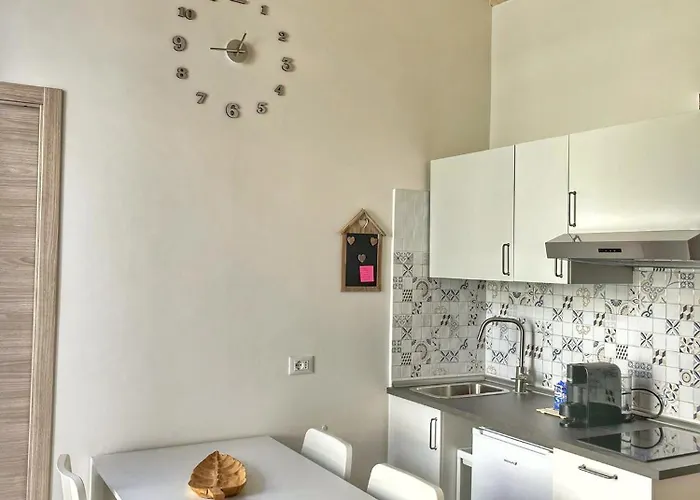 Casa Gioni' * Monopoli